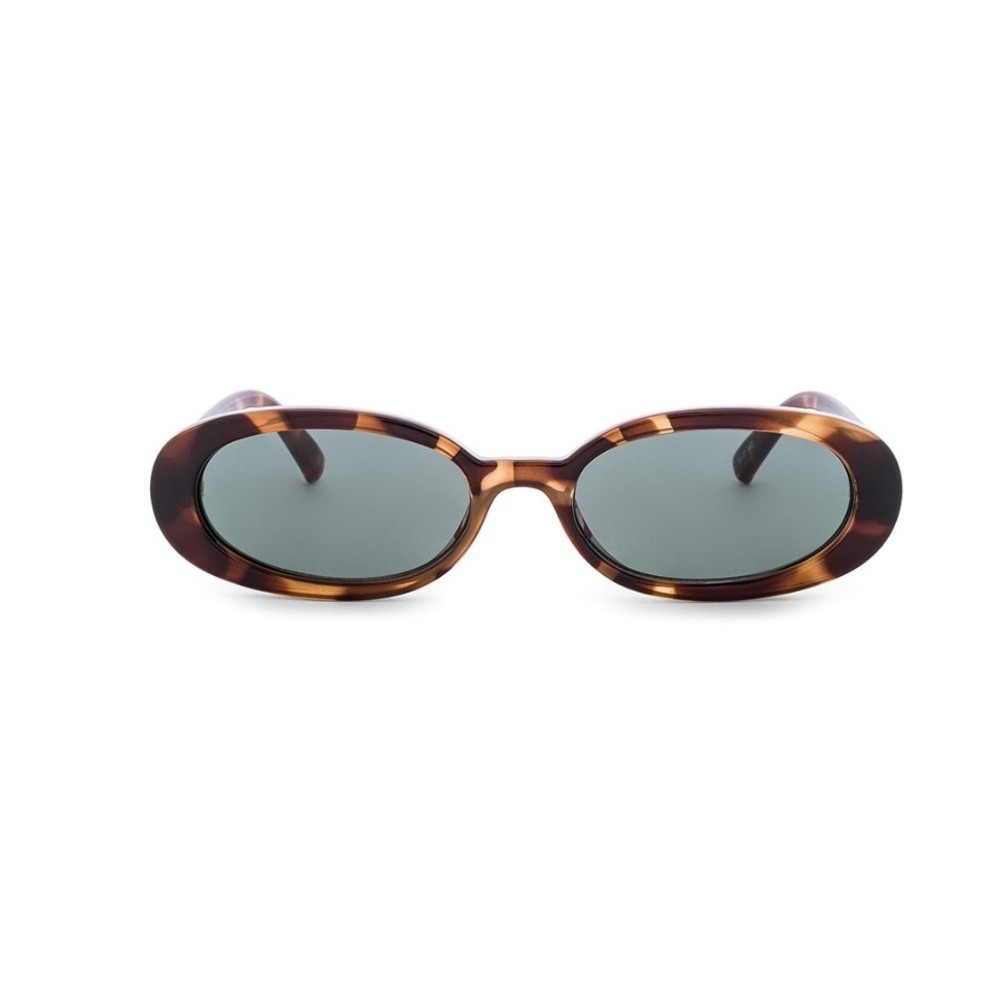 Le specs outta love in Tortoise